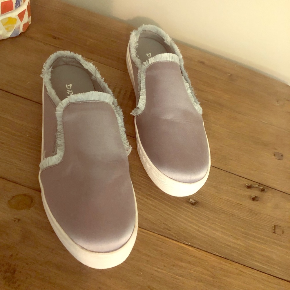 Dirty Laundry silver satin slip-ons size 8.5